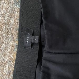 Theory stretch legging pant (satin finish) size 8